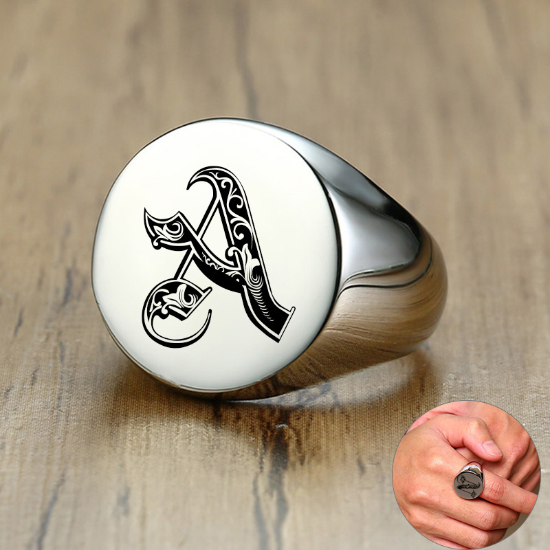 Mens Signet Ring - Vnox elegante modello carattere iniziale timbro