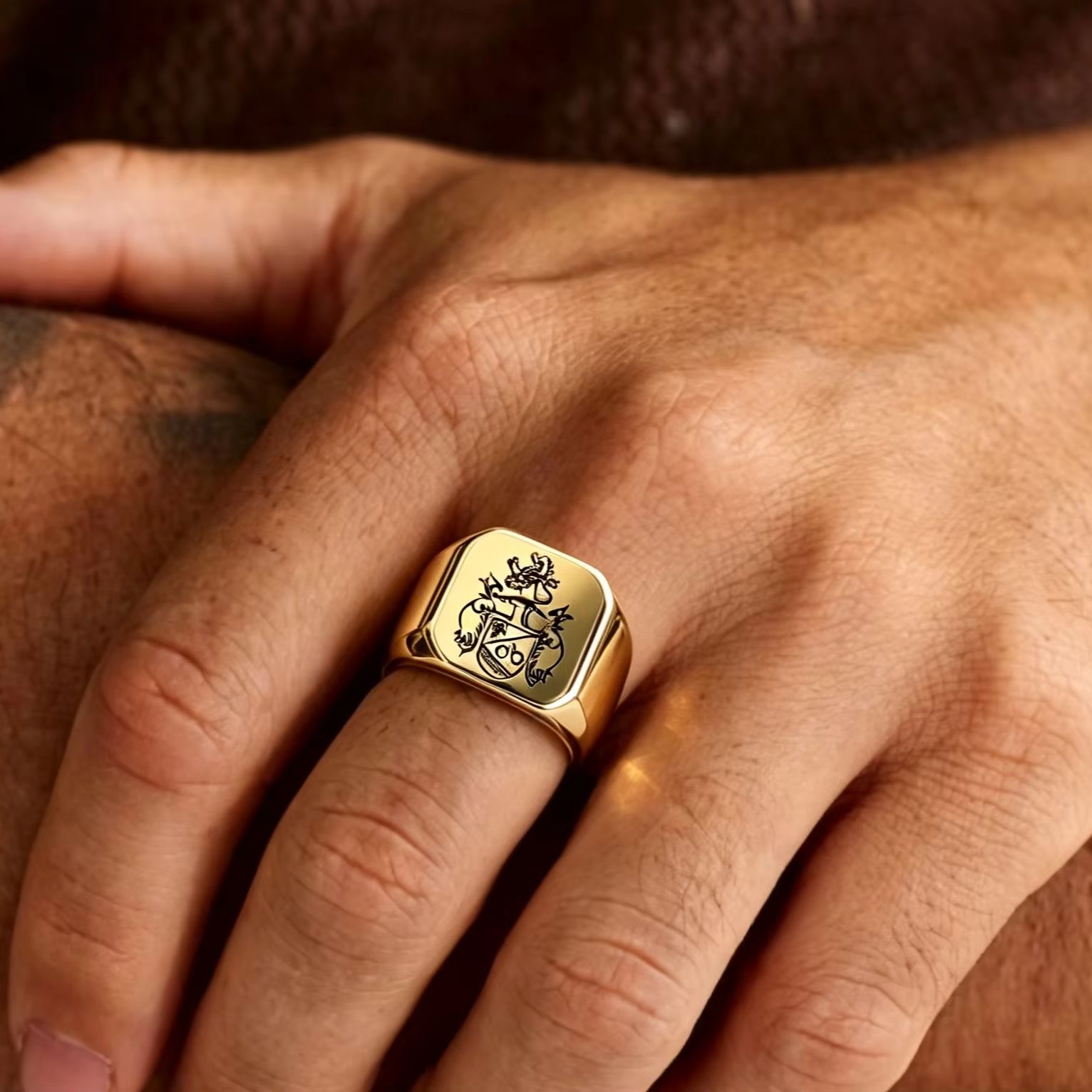Anello con stemma di famiglia  - Mens Signet Ring recensione e prezzo