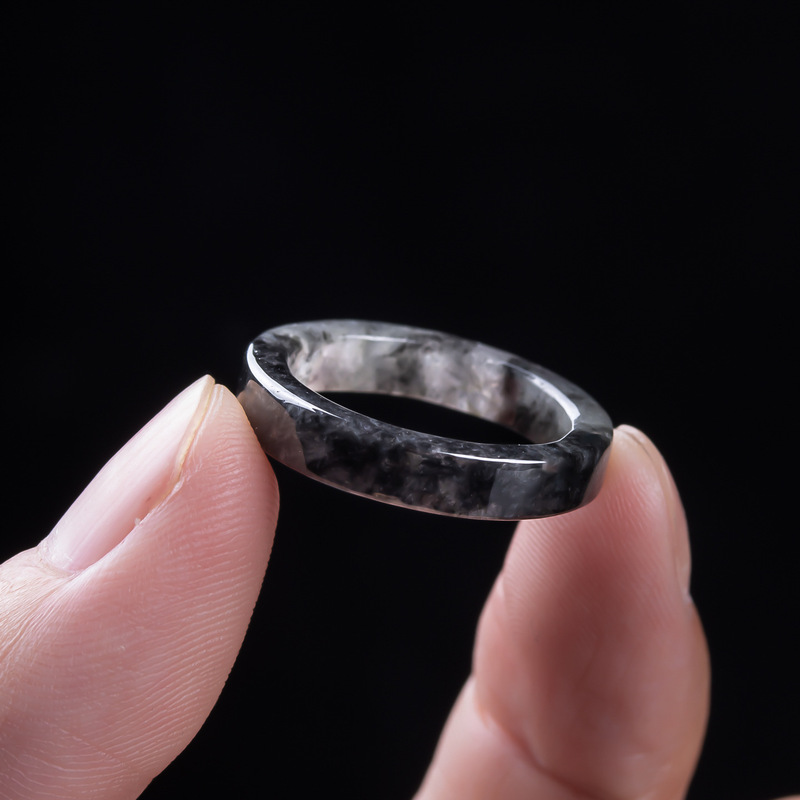 Anello in giadeite nera natura - Jewelry & Watches Spółka Z Ograniczoną Odpowiedzialnością Sp Z Oo recensione e prezzo